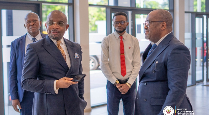 RDC : la VAE intégrée au projet d’extension de Kinshasa pour structurer l’emploi et valoriser les compétences locales